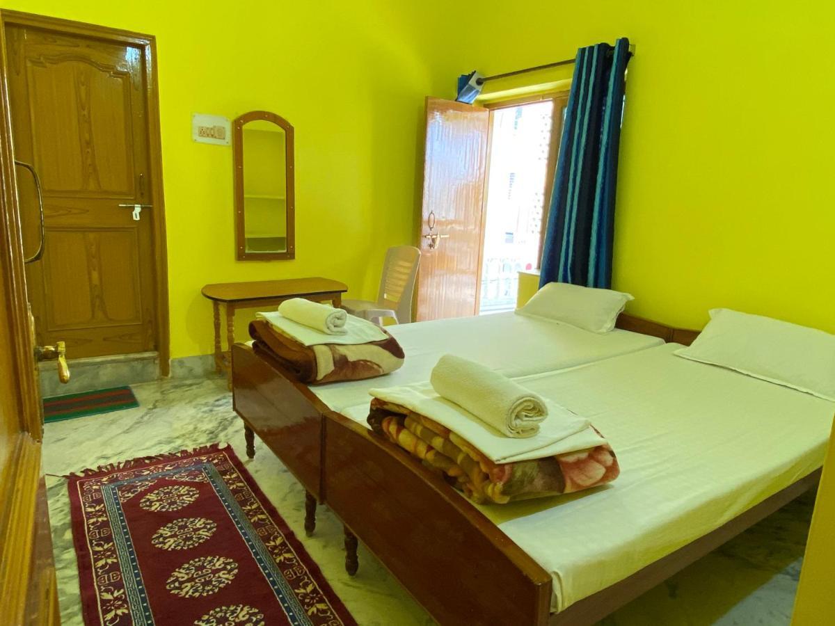 Rahul Guest House พุทธคยา ภายนอก รูปภาพ